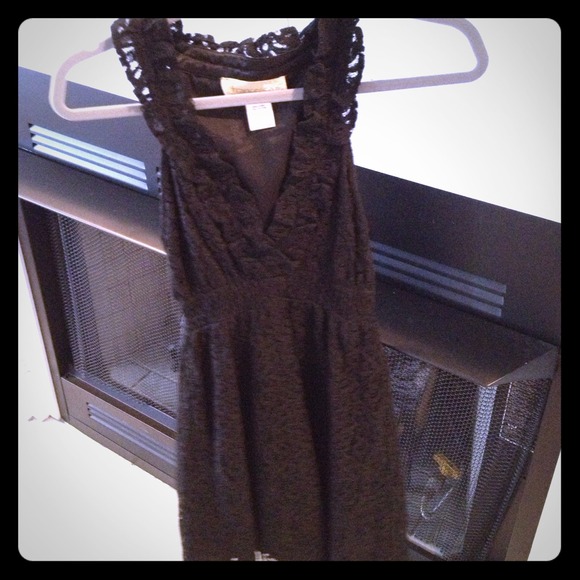 Francesca's black lace dress