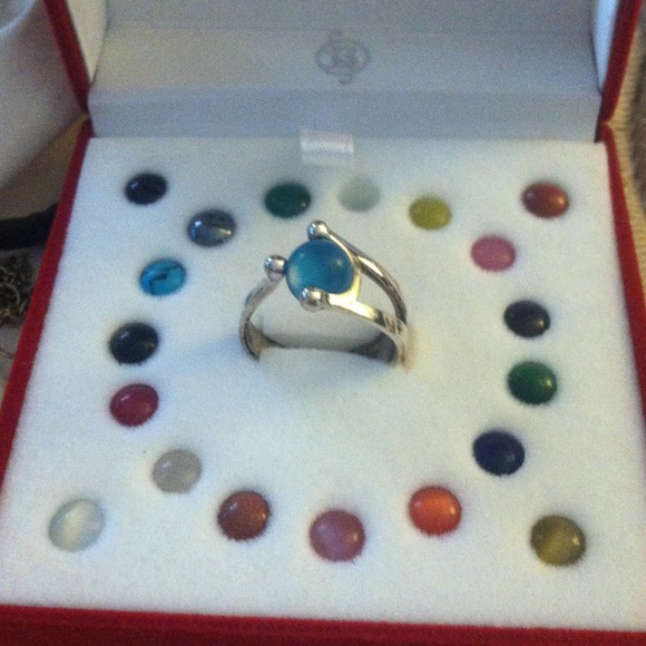 Marble ring w/ marbles and case!