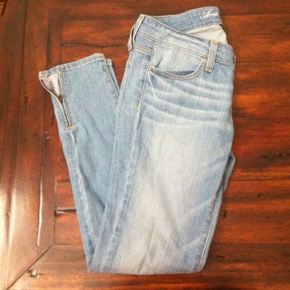 American Eagle stretch skinny jeans
