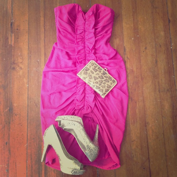*BRAND NEW* Strapless Pink Chiffon Dress