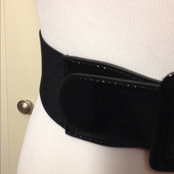 HOLD New Listing! Black Fashion Belt