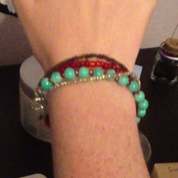 Beaded bracelet