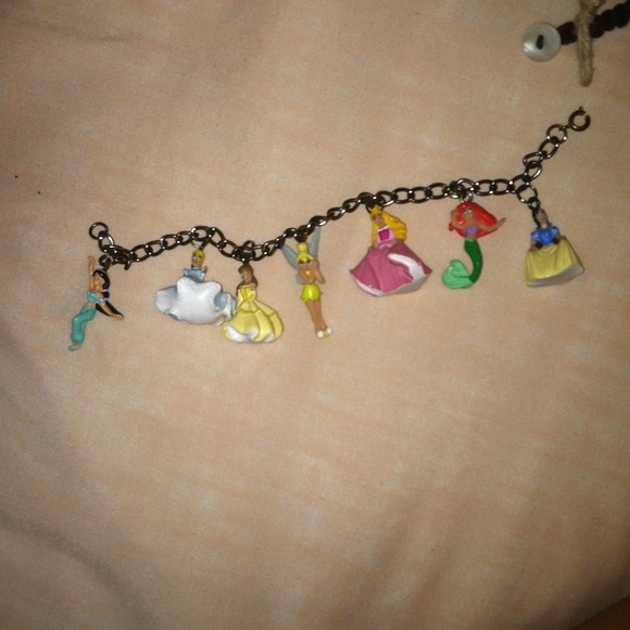 🚫Sold🚫Children's Disney princess bracelet