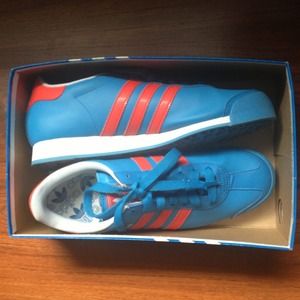 Adidas Somoa