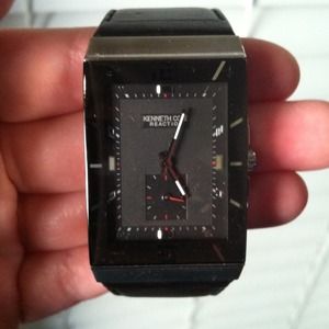 Kenneth Cole reaction watch