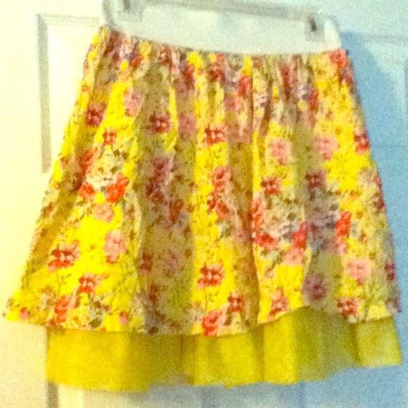 high waisted spring time skirt!!