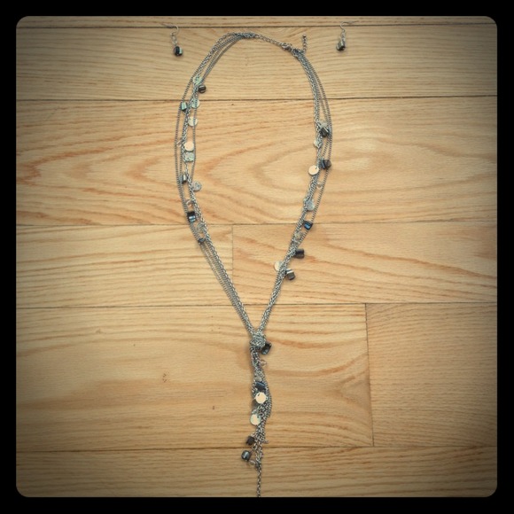 NWOT Earring and Necklace Set - Picture 1 of 4