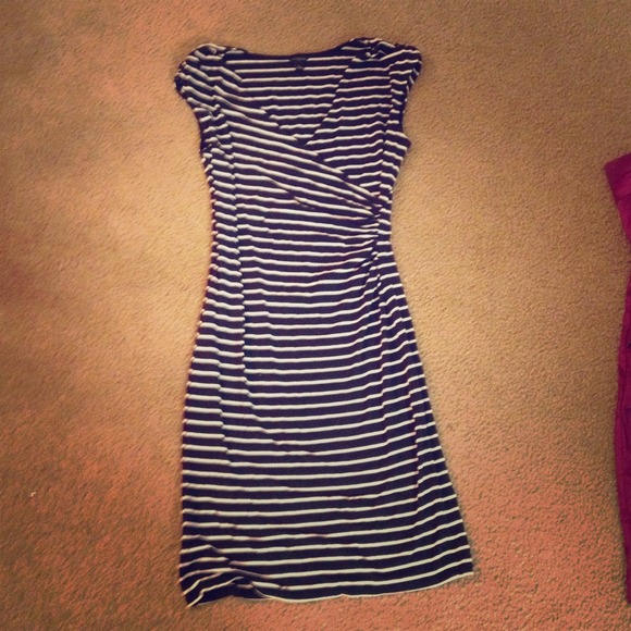 Ann Taylor navy and white stripped dress