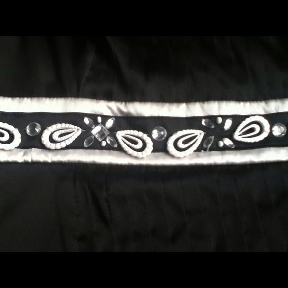 Black Silk Tank Top ! - Picture 2 of 3