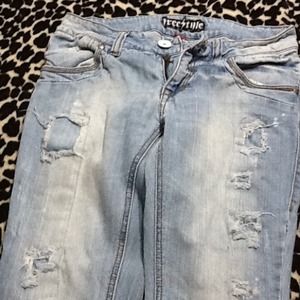 BRAND NEW!!! Freestyle skinny jeans😃