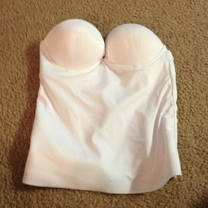 * RESERVED * Strapless white corset.