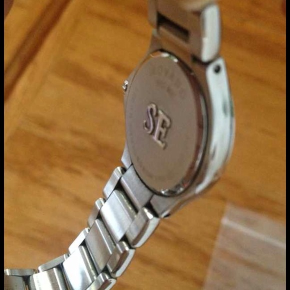Authentic diamond movado ladies watch main image 4
