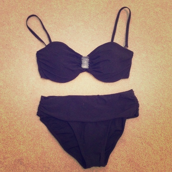 💢💢SOLD💢💢NWOTs Gideon Oberson swimsuit