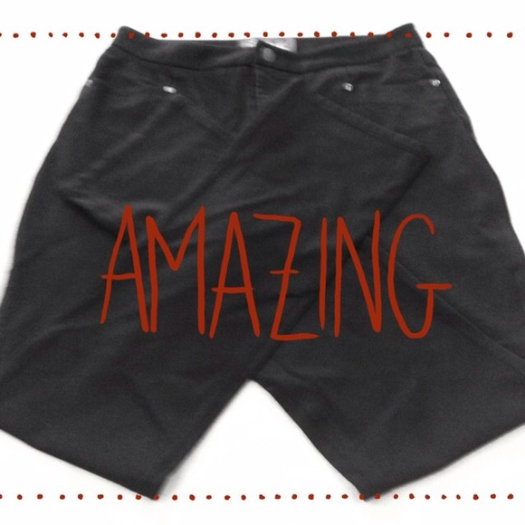💥Reduced again!💥NYDJ black pants