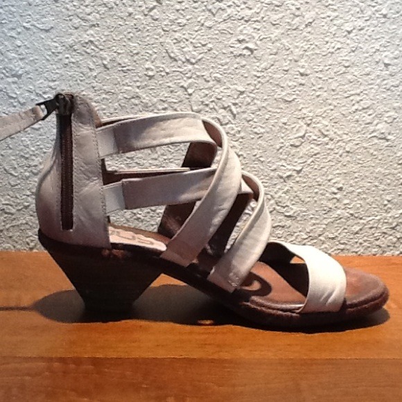 REDUCED!!! MJUS leather shoes, size 9 - Picture 4 of 4