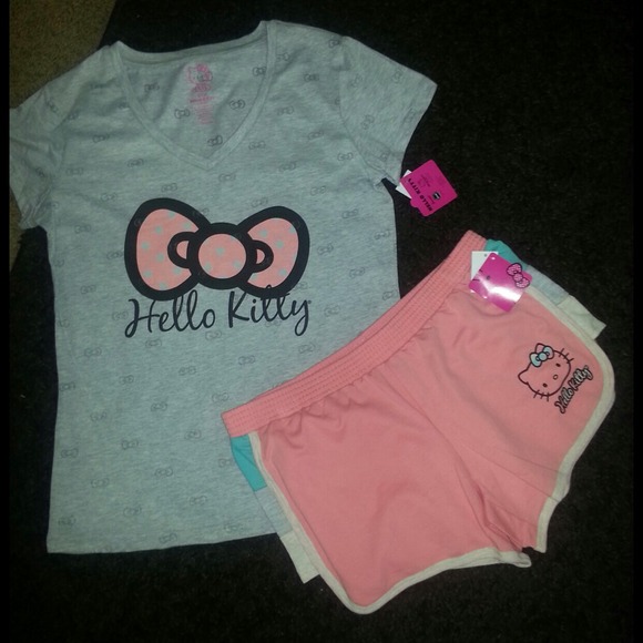 Bundled 💞Hello Kitty Pajamas💞💵