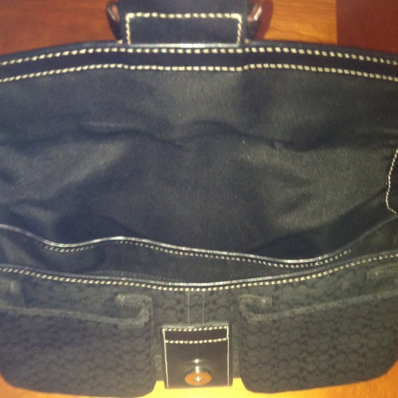 Reduced!💯Authentic Coach Purse💯 - Picture 3 of 4