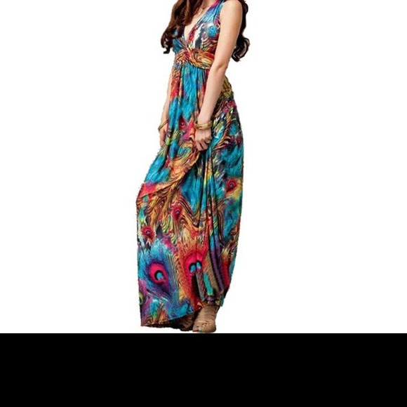 Peacock maxi dress @spaceysusyq