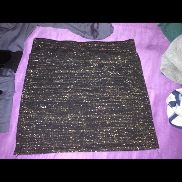 Clothes bundle - Picture 3 of 4