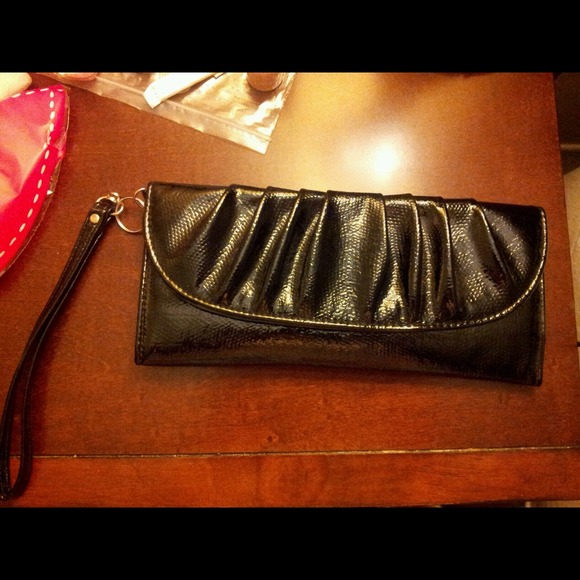 Super Chic Black Clutch!
