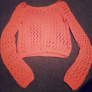Make an offer👍Peach crochet top