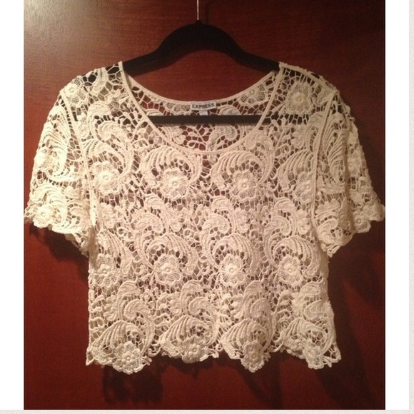 💐🌹🌸 SOLD 🎉HP - Express Crochet Beige Crop Top - Picture 2 of 4