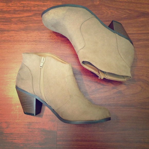 Low Cut Booties