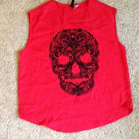 Skull Print Top