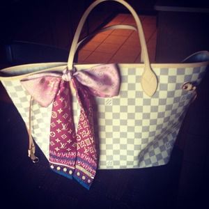 ✨RESERVED✨ Louis Vuitton Monogram Map Bandeau