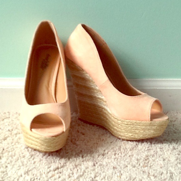 Flirty peep-toe peach wedge