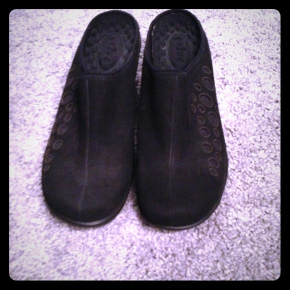 Privo NWOT size 7