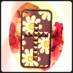 IPhone 4/4s cross daisy case