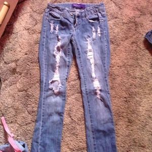 Miley Cyrus skinny jeans