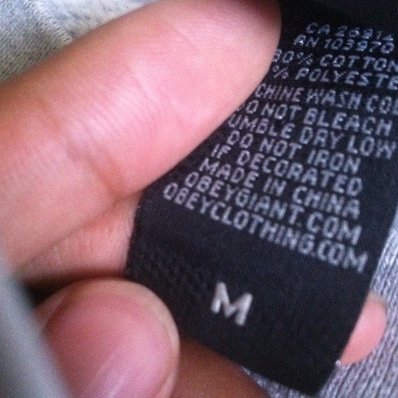 Obey Propaganda Crew Neck - Picture 2 of 2