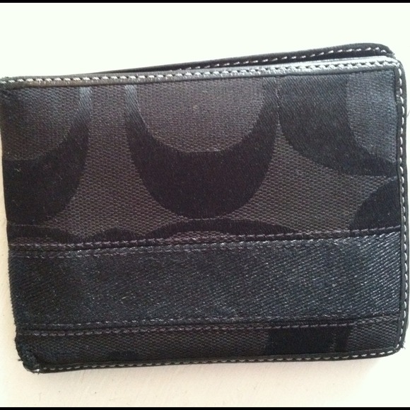 ✨SOLD✨ Coach wallet
