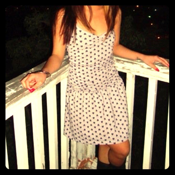 📡traded💃HOST PICK!! ☀️😍👗Heart pattern dress