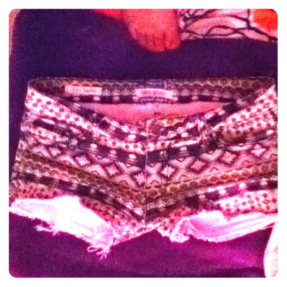 Hot Kiss shorts