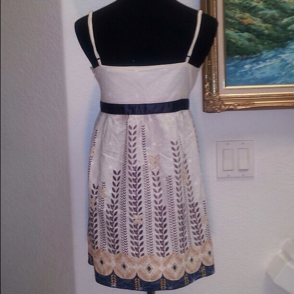 DAYTRIP BABYDOLL TOP SIZE MEDIUM - Picture 2 of 4