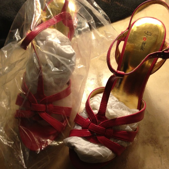 Pink wedges BRAND NEW!!! - Picture 1 of 2