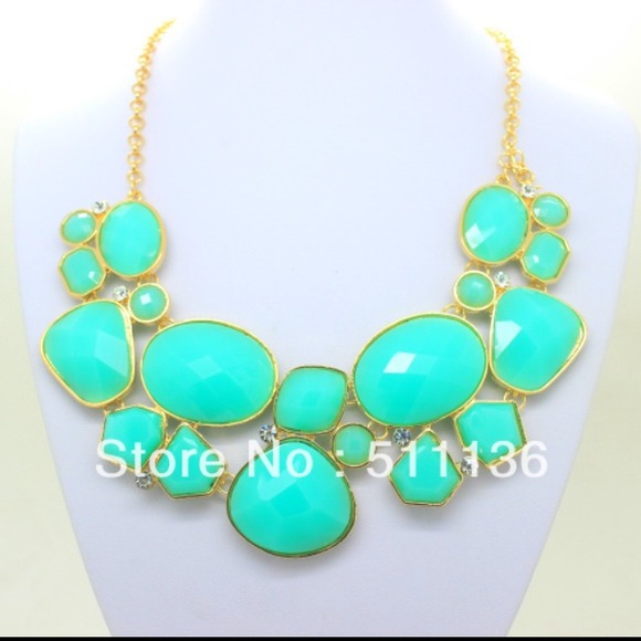 ❗Traded❗Turquiose with Gold chain bubble Necklace