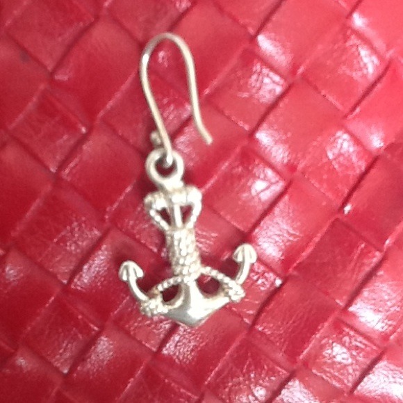 Sailor Silver Earrings - Picture 2 of 2