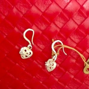 Tiny heart silver earrings
