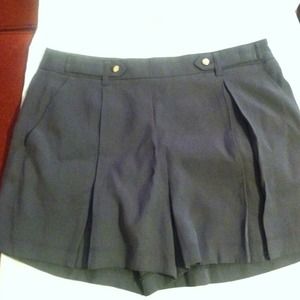 Charcoal pleated shorts