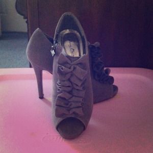 Ruffle Peep Toes