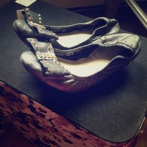 Never worn Gap bow ballet flats