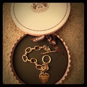 Juicy couture heart bracelet