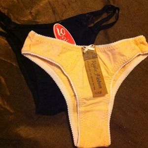 Set of 2 Brazilian tangas