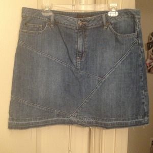 Super Cute Noir Denim Skirt from WHBM
