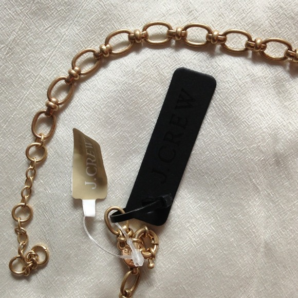 JCREW flower love necklace. MUST-SEE! NEW! - Picture 3 of 4