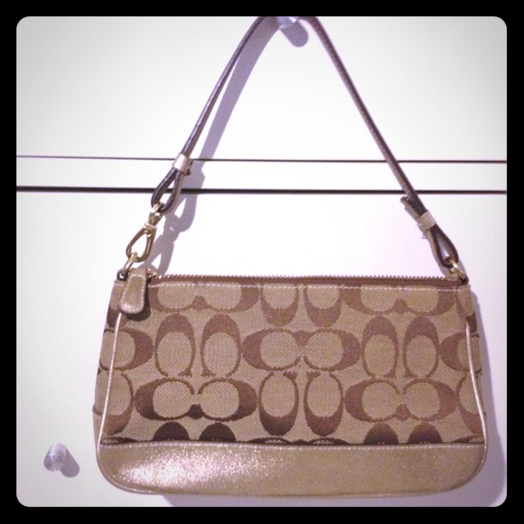Coach Handbags - Authentic brown coach purse with gold accents